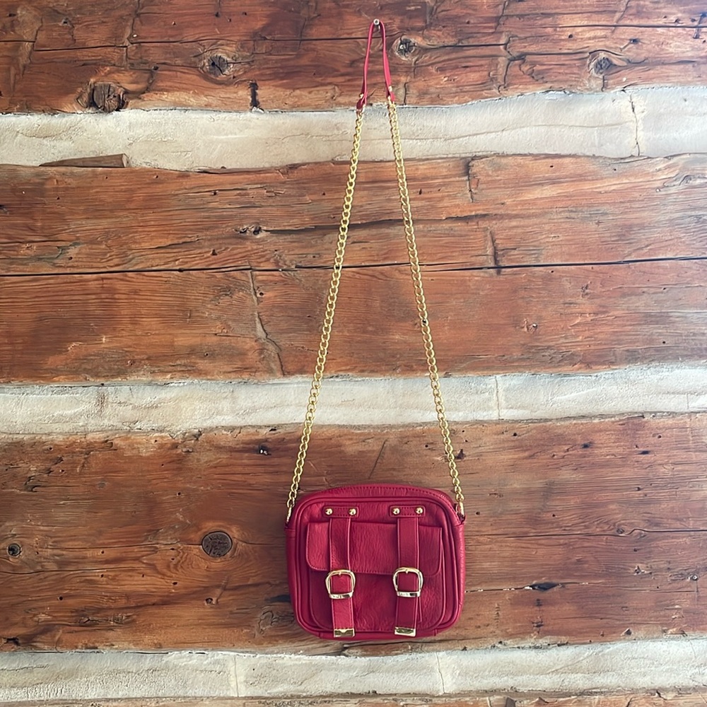 Red Steve Madden Purse with Gold Chain